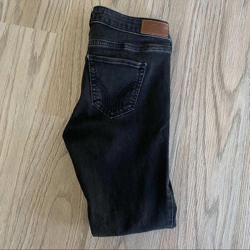 Hollister low-rise super skinny crop